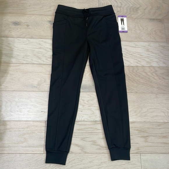 Joggers with pockets - Picture 1 of 3